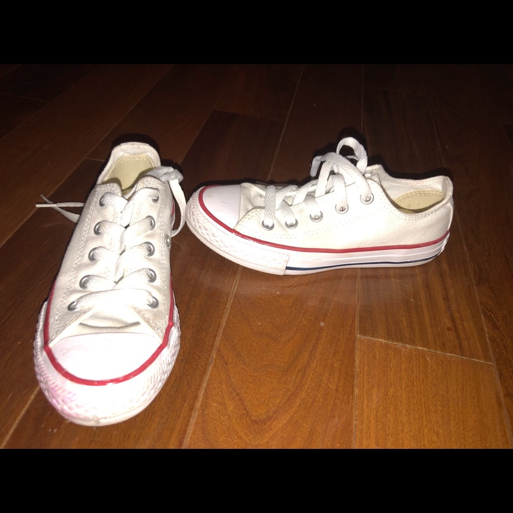 Converse white low top shoes